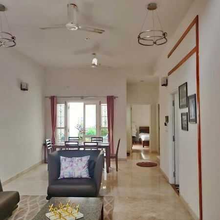 Welcome To Serenity-Luxury Villa At Prestige Augusta Golf Village バンガロール エクステリア 写真