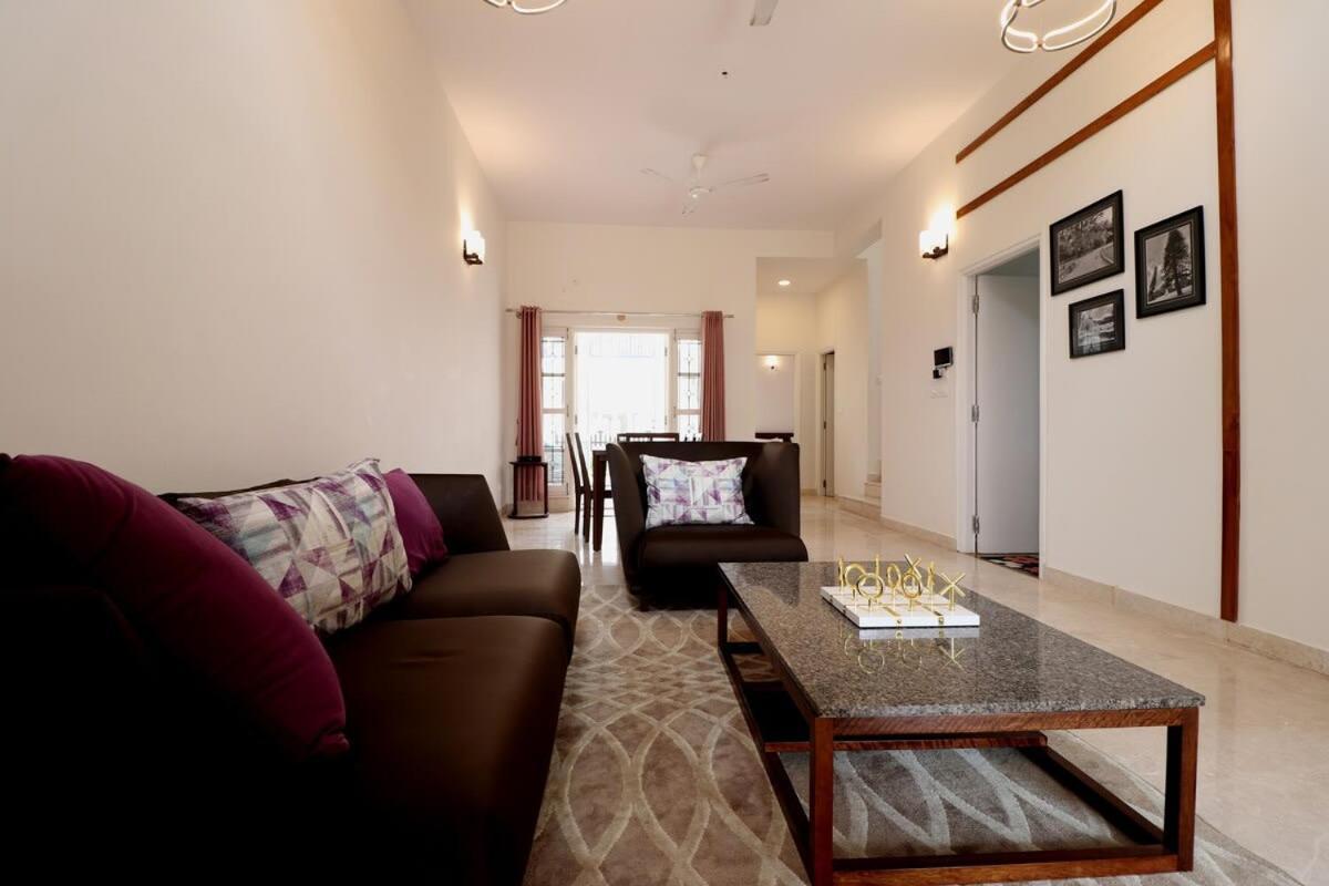Welcome To Serenity-Luxury Villa At Prestige Augusta Golf Village バンガロール エクステリア 写真