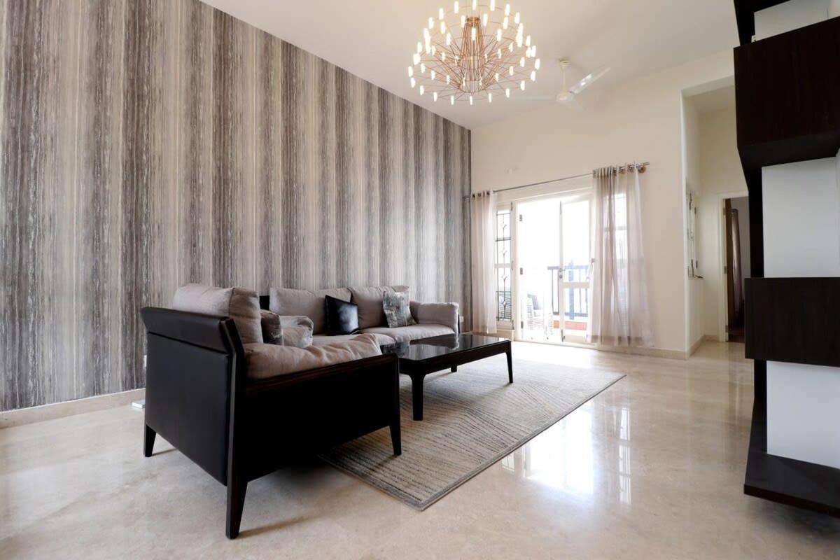 Welcome To Serenity-Luxury Villa At Prestige Augusta Golf Village バンガロール エクステリア 写真